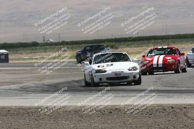 media/Jun-01-2024-CalClub SCCA (Sat) [[0aa0dc4a91]]/Group 3/Race/